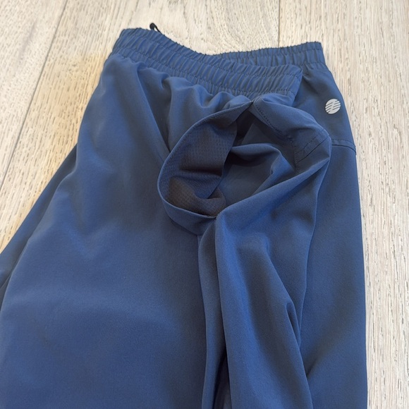 Zella Activewear Drawstring Waist Bermuda Shorts in Size Medium - Picture 9 of 10